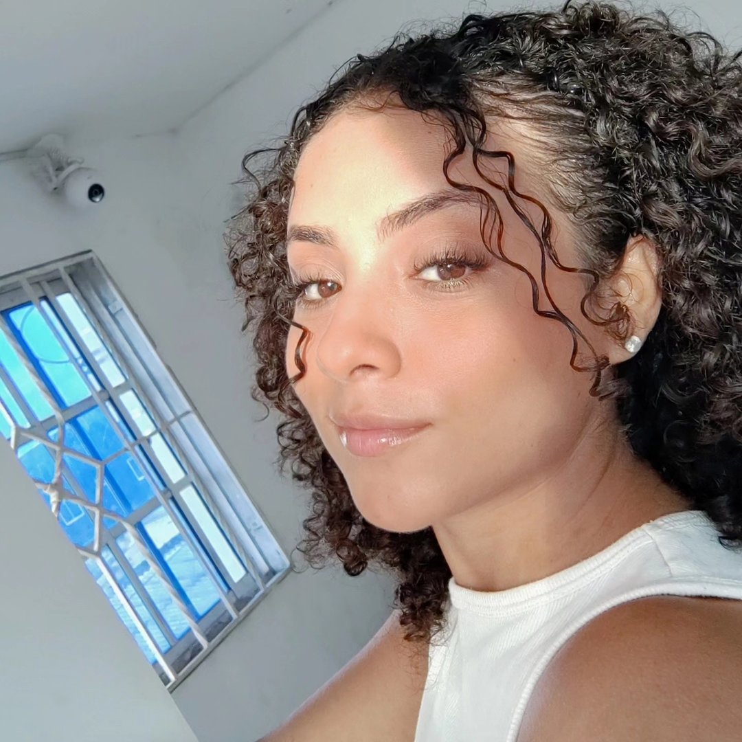 Loreisy M., Beauty creator from Colombia