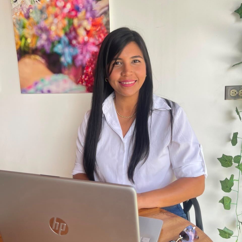 Rosangel L., criador UGC em Panamá