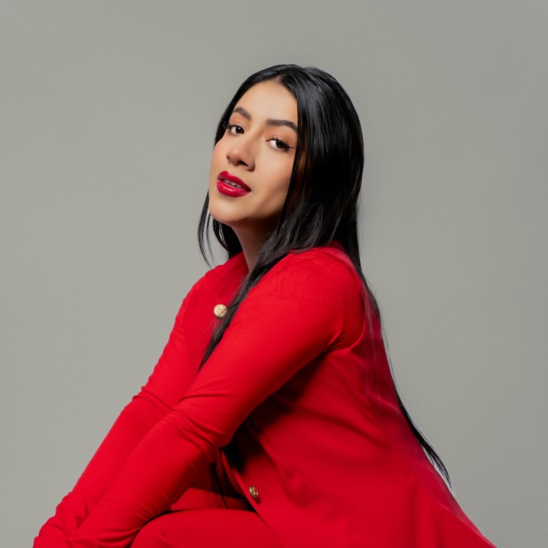 Miuriel Y., Beauty creator from Ecuador