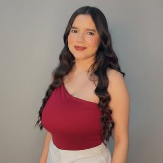 Karolin C. — Ecuador