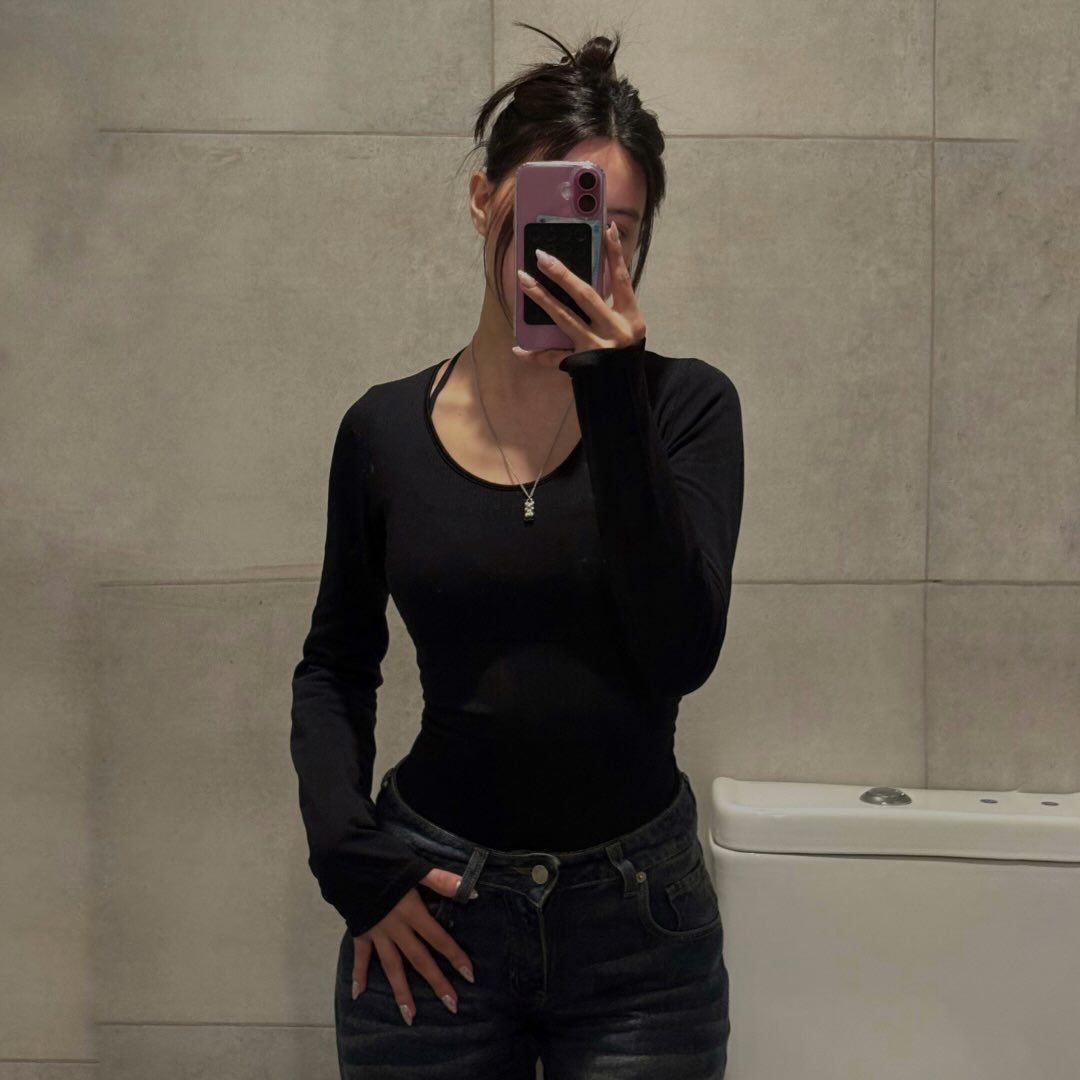 julieta k., Beauty creator from Argentina