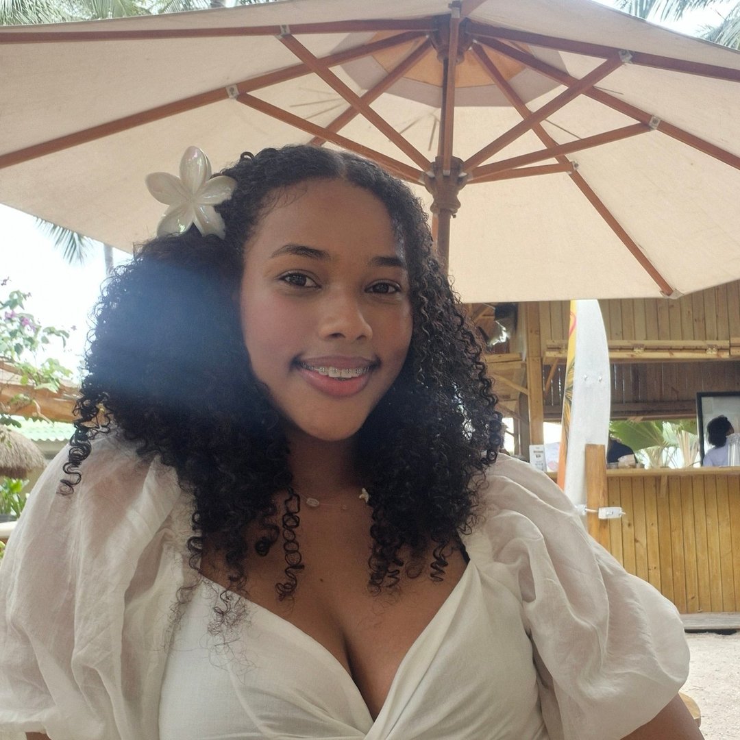 Ana C., UGC creator in Colombia