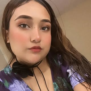 Mía G., criador UGC em México