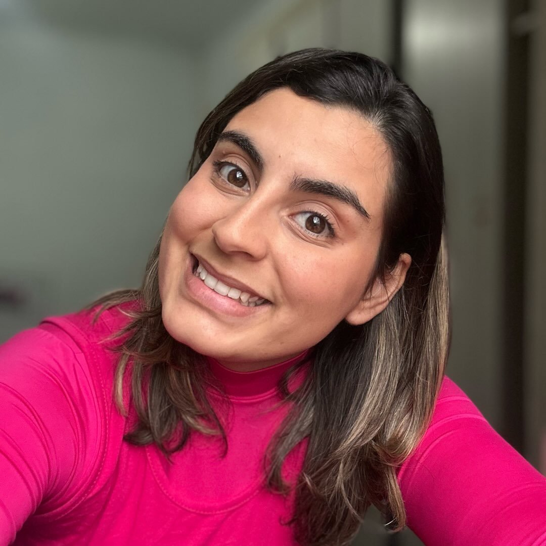 Iris M., UGC creator in Brazil