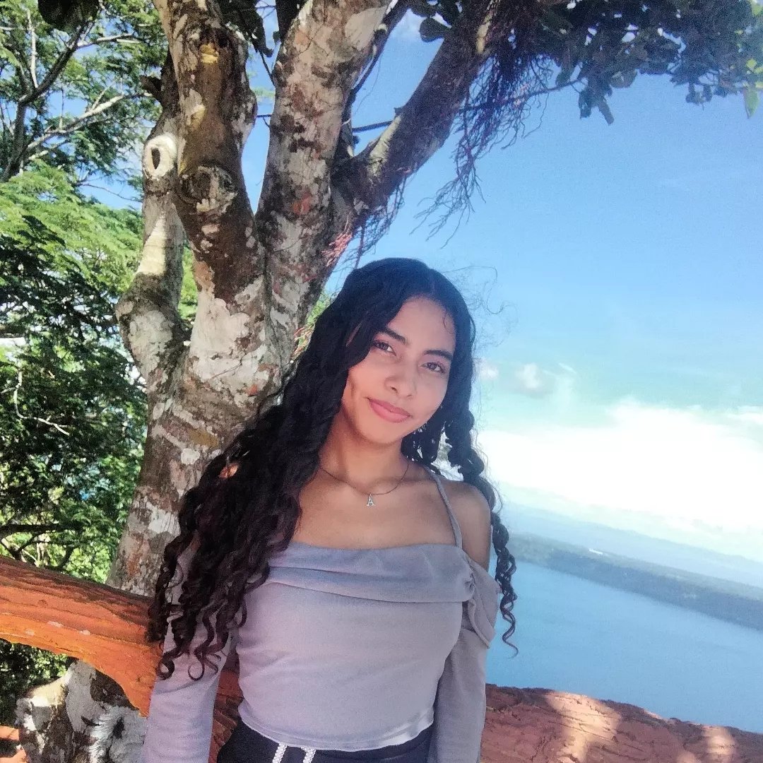 Valeska Z., UGC creator in Nicaragua
