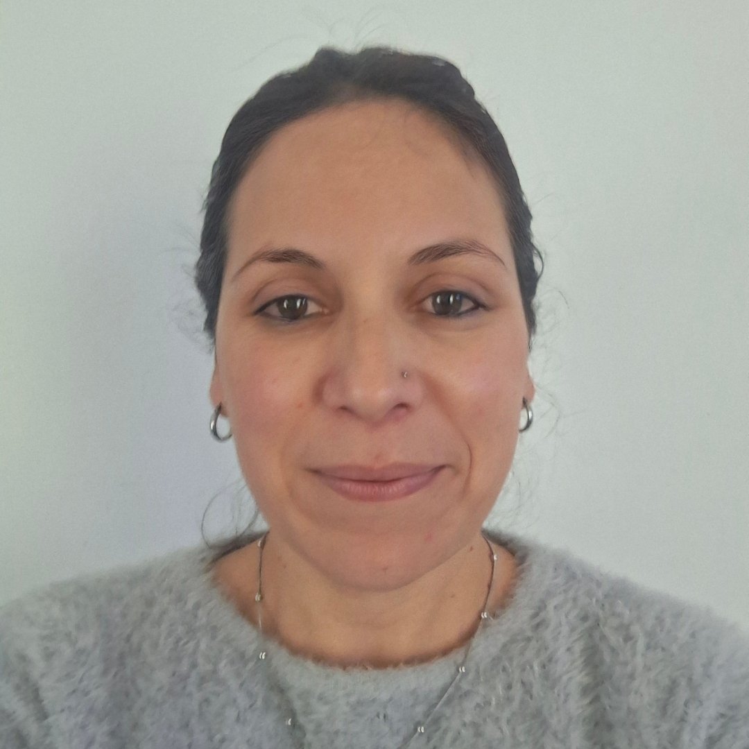 María E. — Argentina