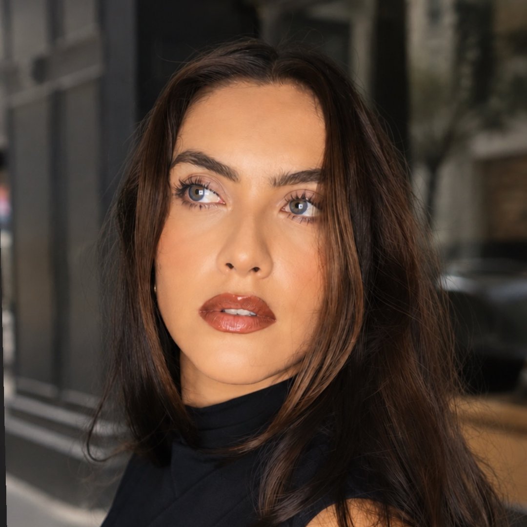 Juana S., Beauty creator from Mexico