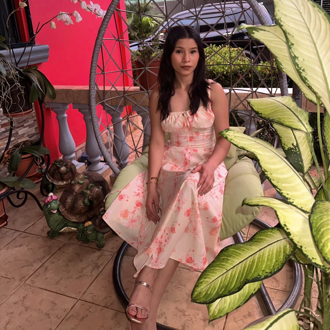 Luisa P., UGC creator in Costa Rica