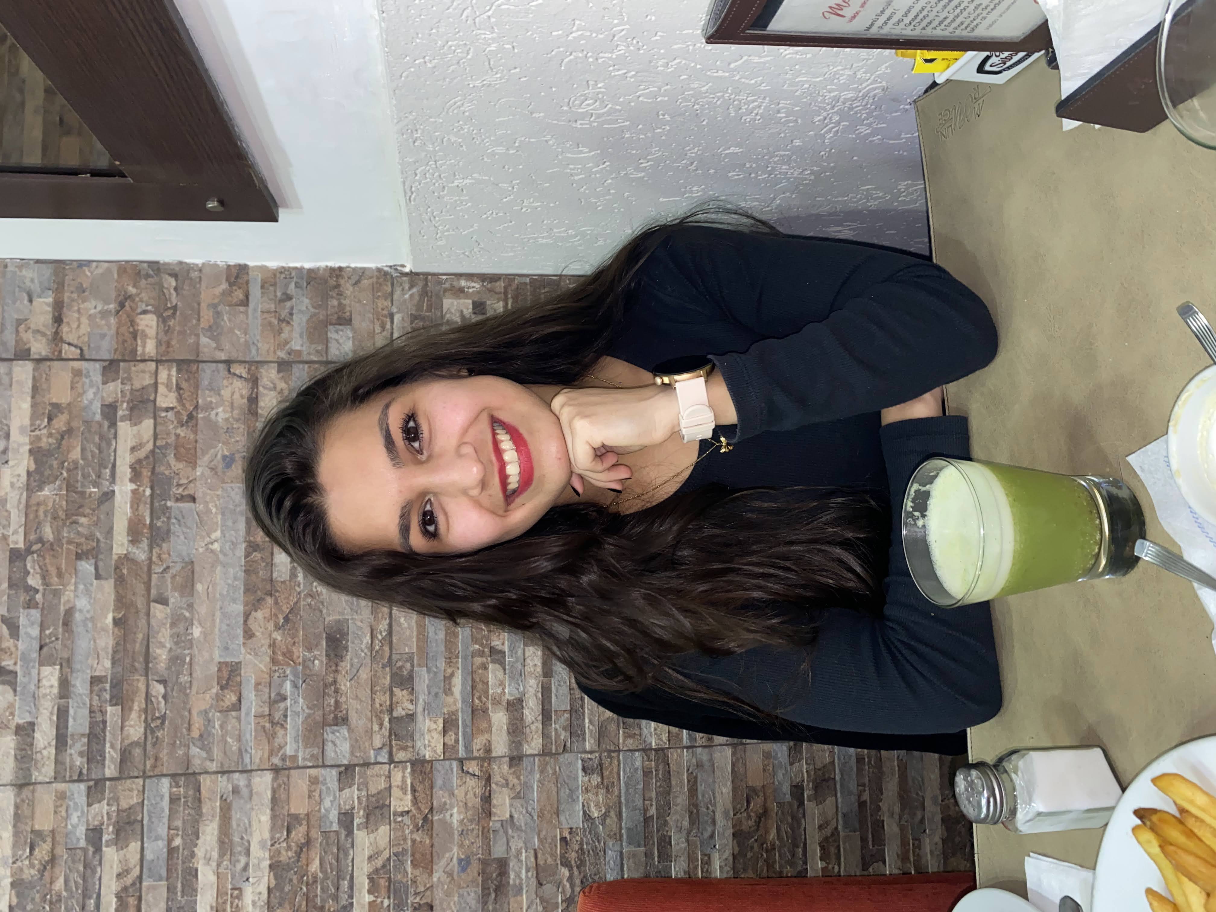 Giselle B. — ugcCreator para Electrónica y Tecnología — foto 2