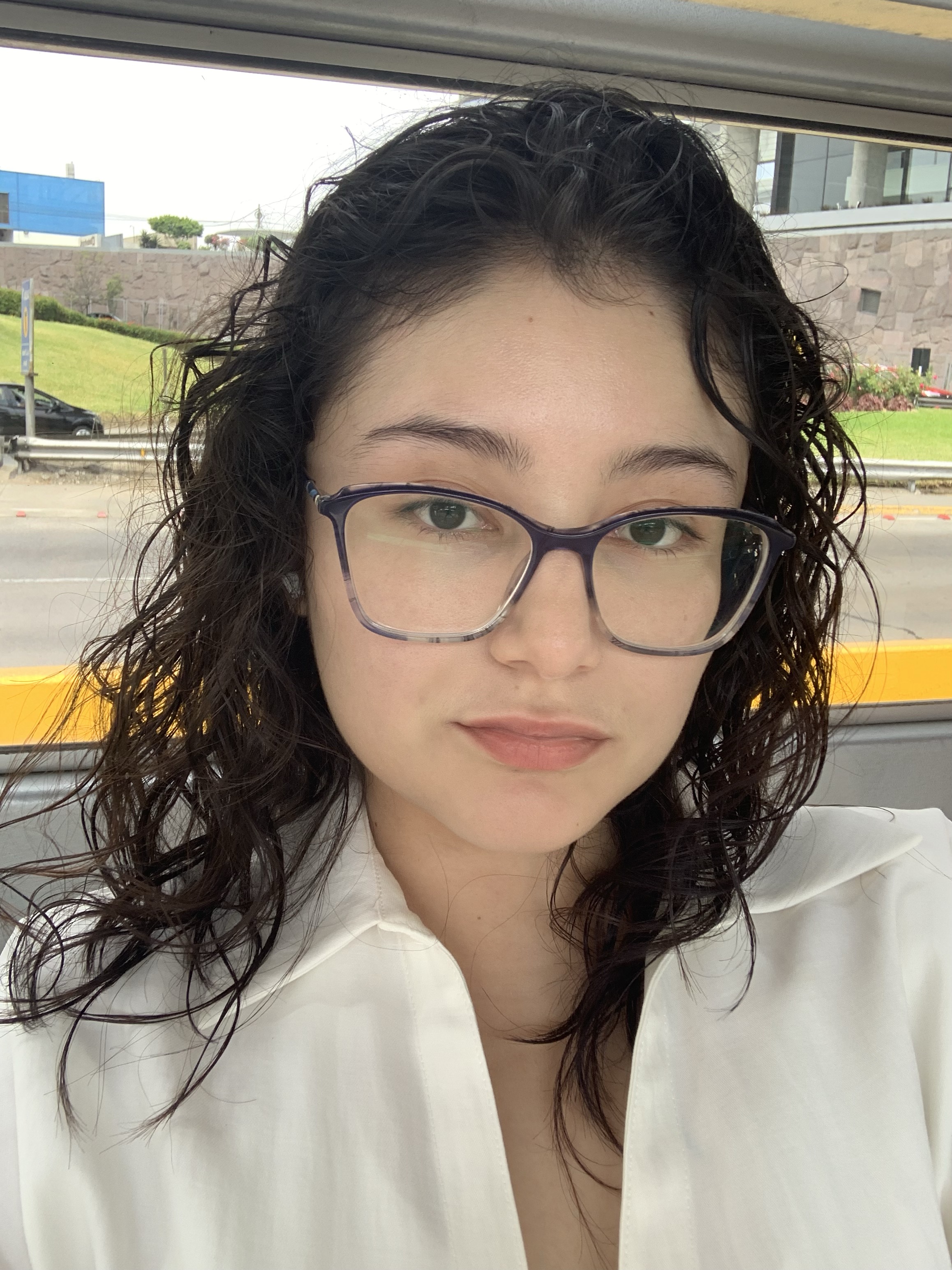 Marlyn R. — UGC Creator for Beauty — photo 2