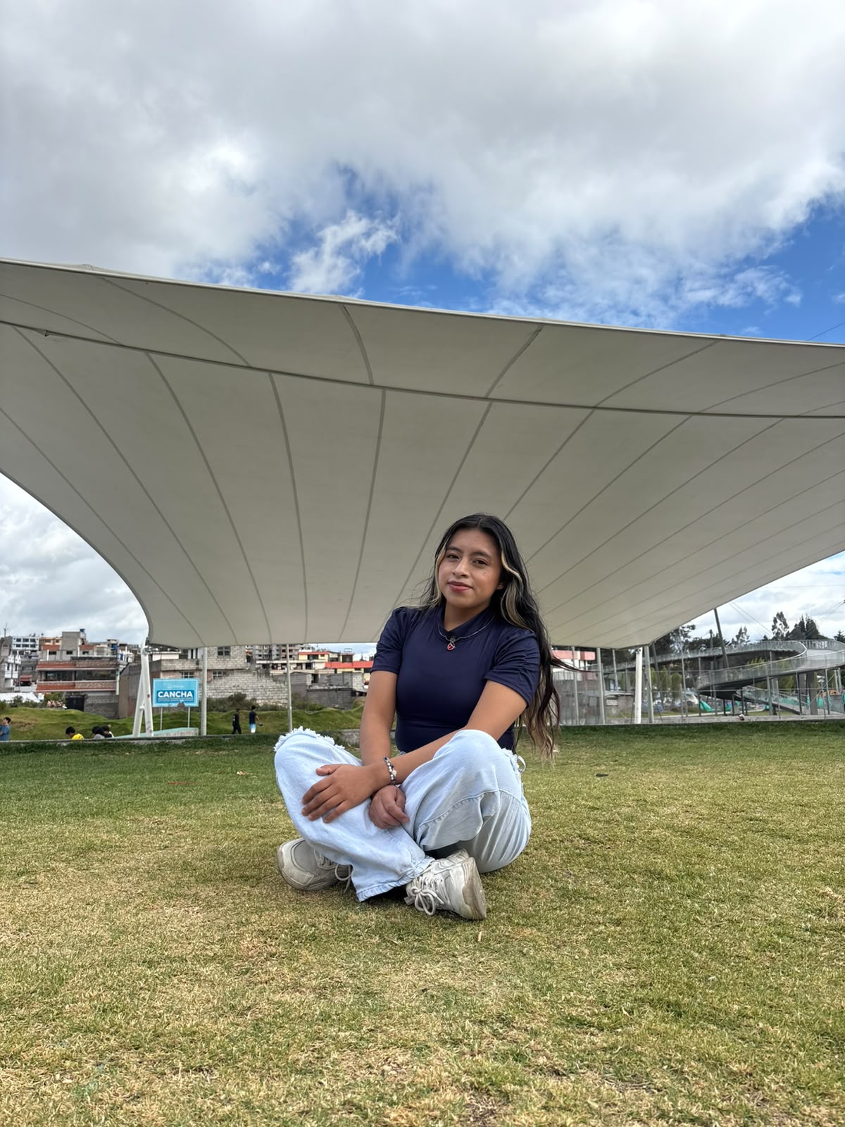 Liz V. — UGC Creator in Ecuador — Beauty content — photo 1