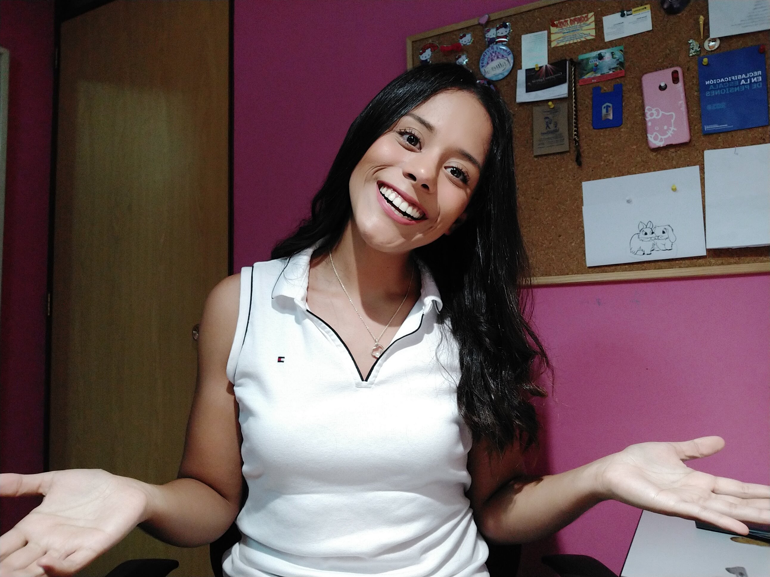 KATHERINE M., Lifestyle creator from Peru
