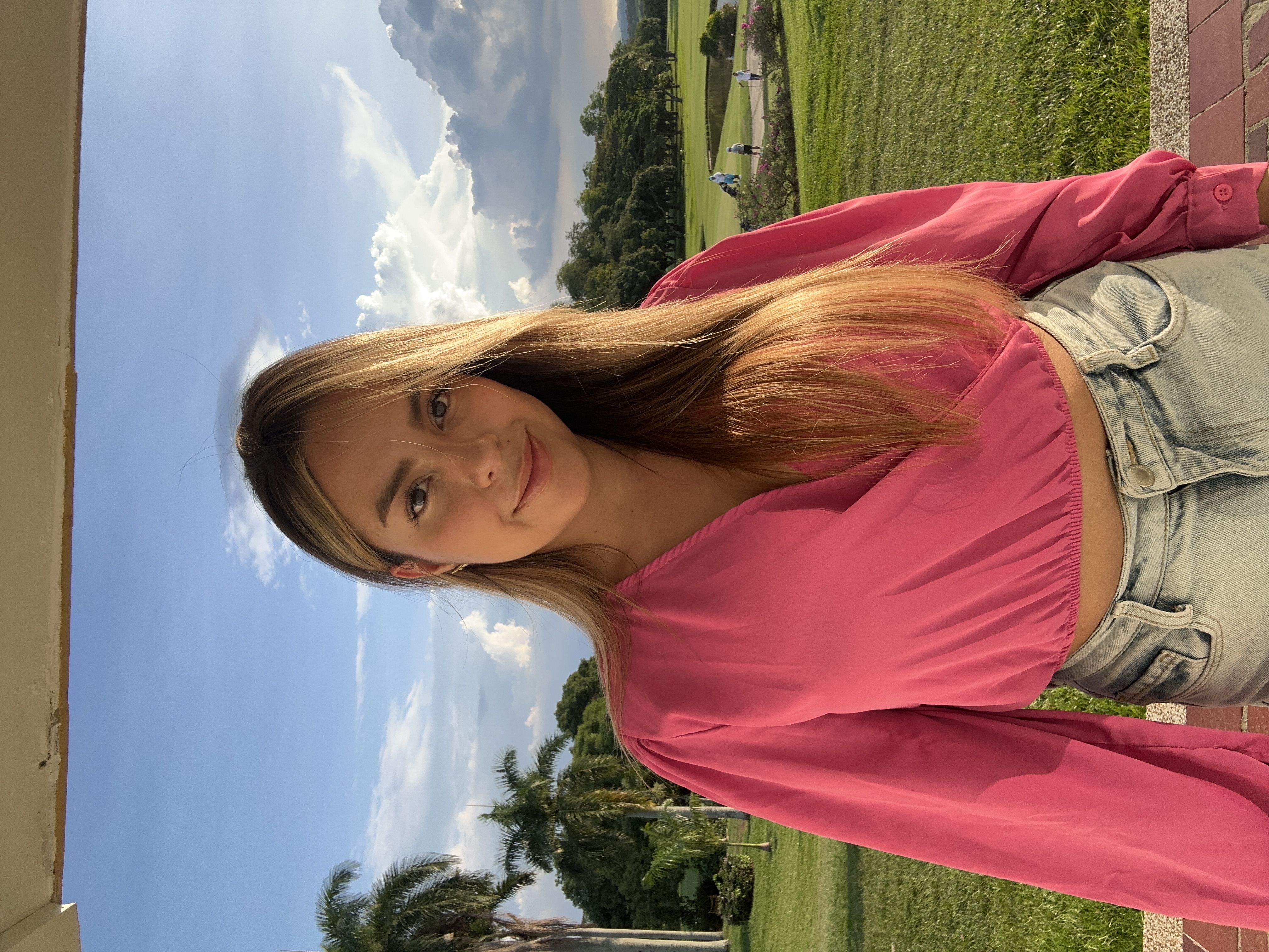 Angie L. — UGC creator profile photo
