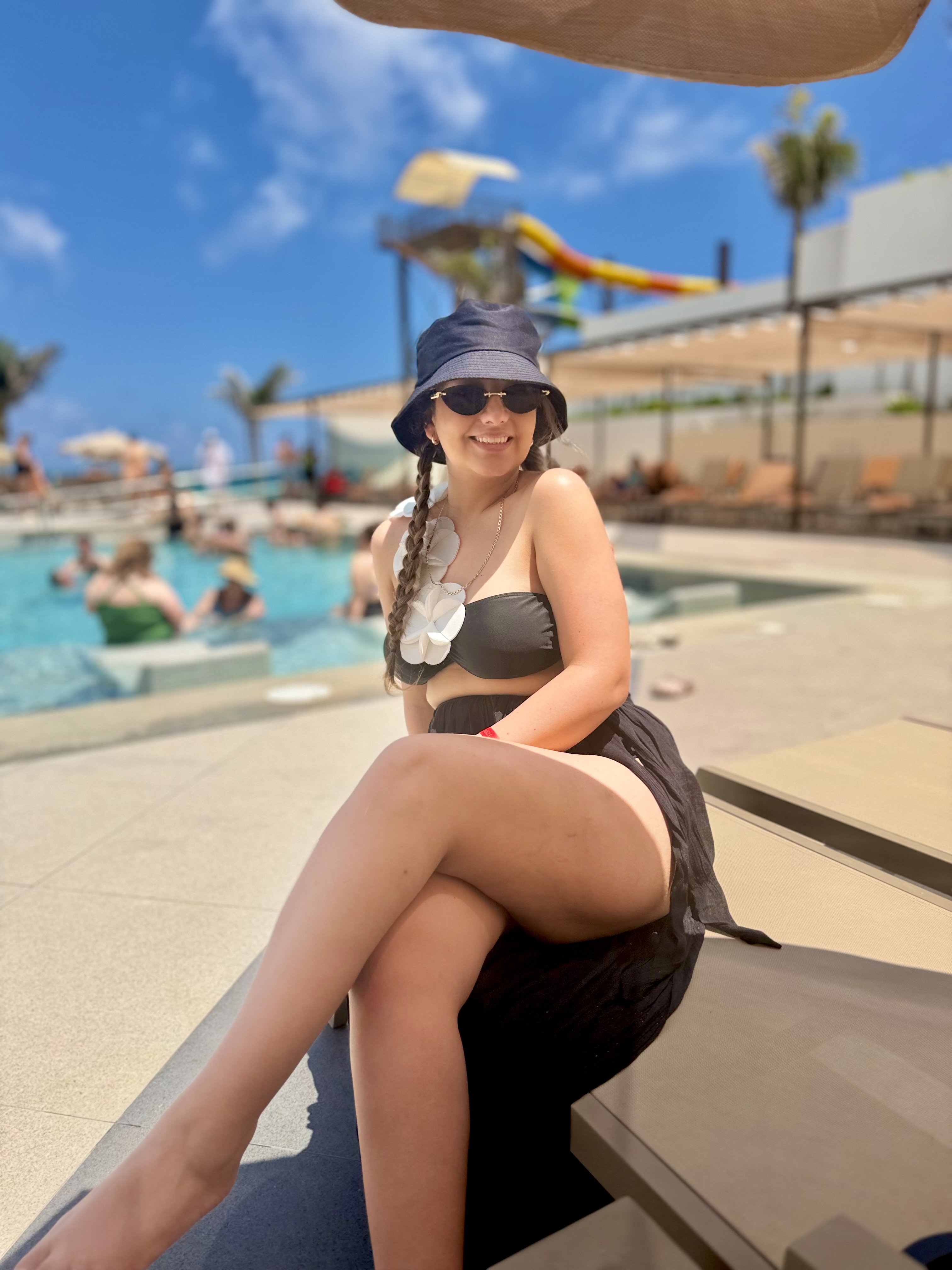 ALBA M. — UGC Creator for Fashion & Apparel — photo 2