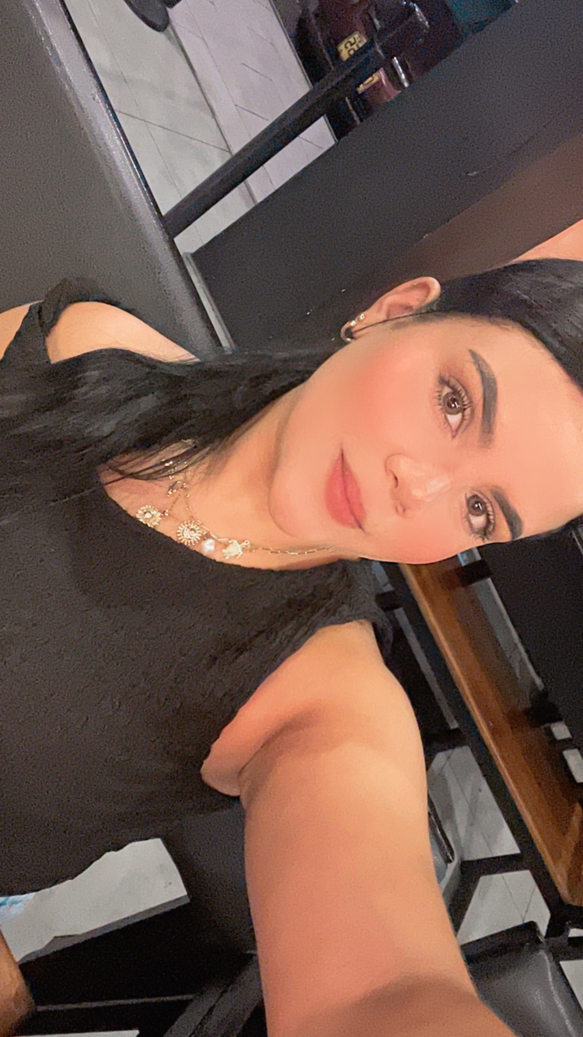 Francys L. — UGC Creator for Beauty — photo 1