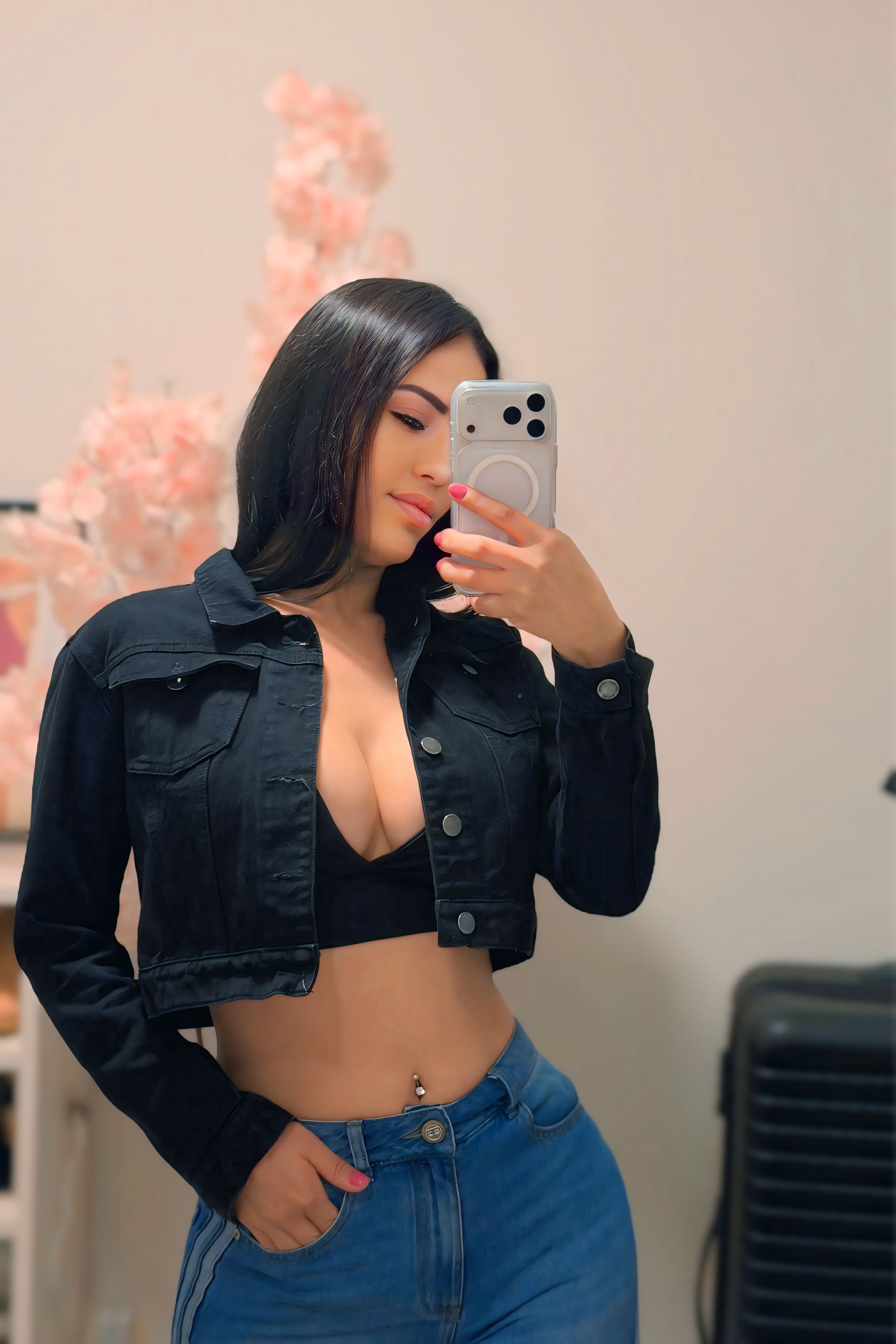 Veronica P. — UGC Creator for Fashion — photo 2