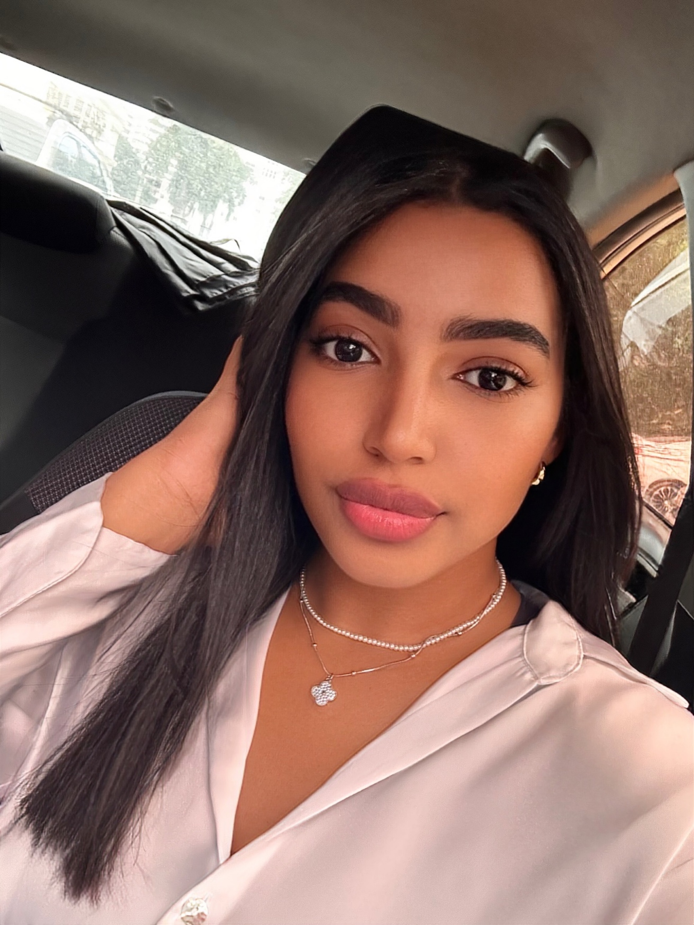 Rosaury D. — UGC Creator in Dominican Republic — Beauty content — photo 1