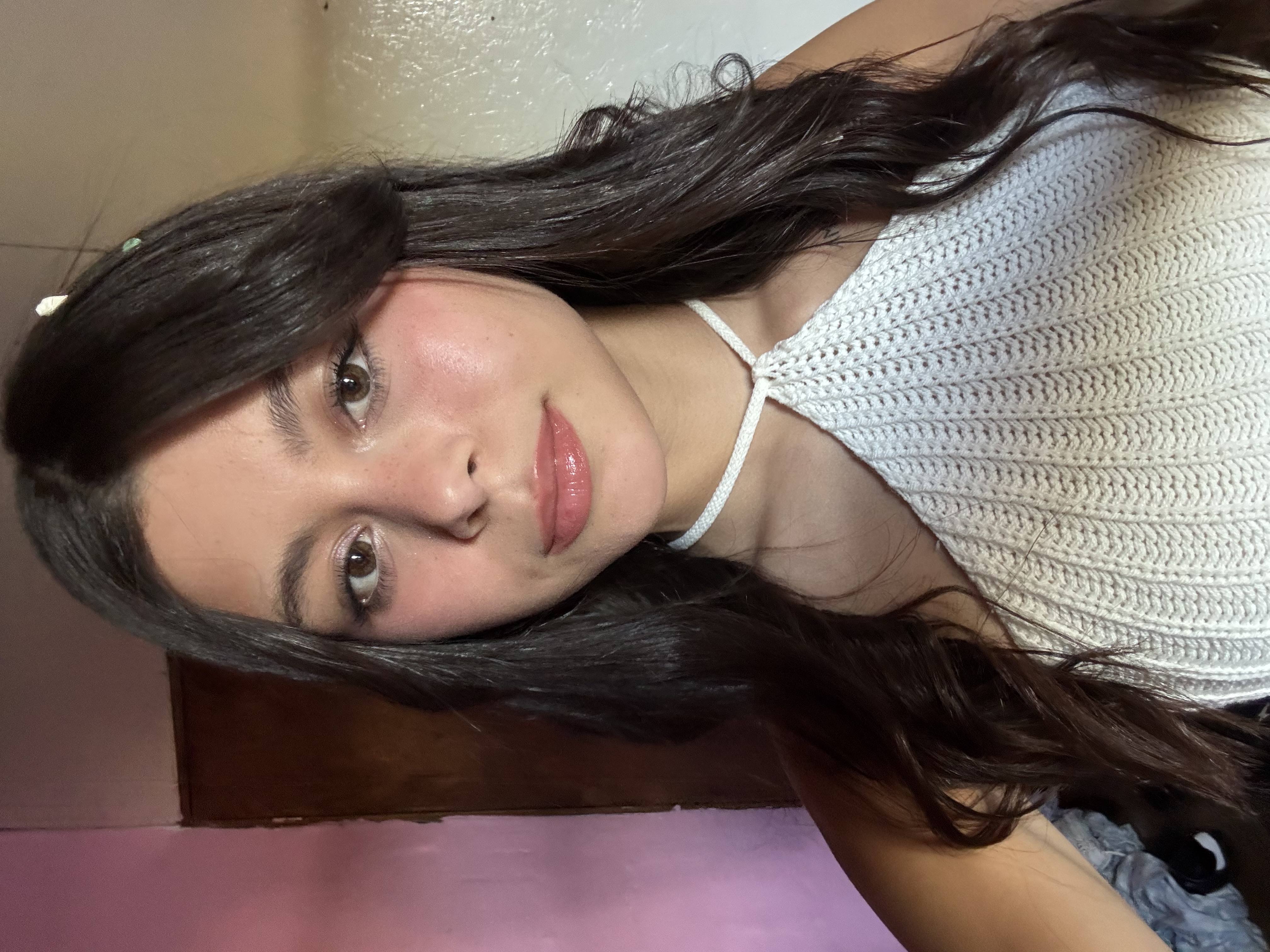 Camila B. — ugcCreator for Beauty — photo 4