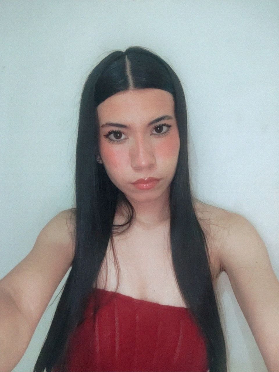 Victoria C. — UGC Creator in Venezuela — Beauty content — photo 3