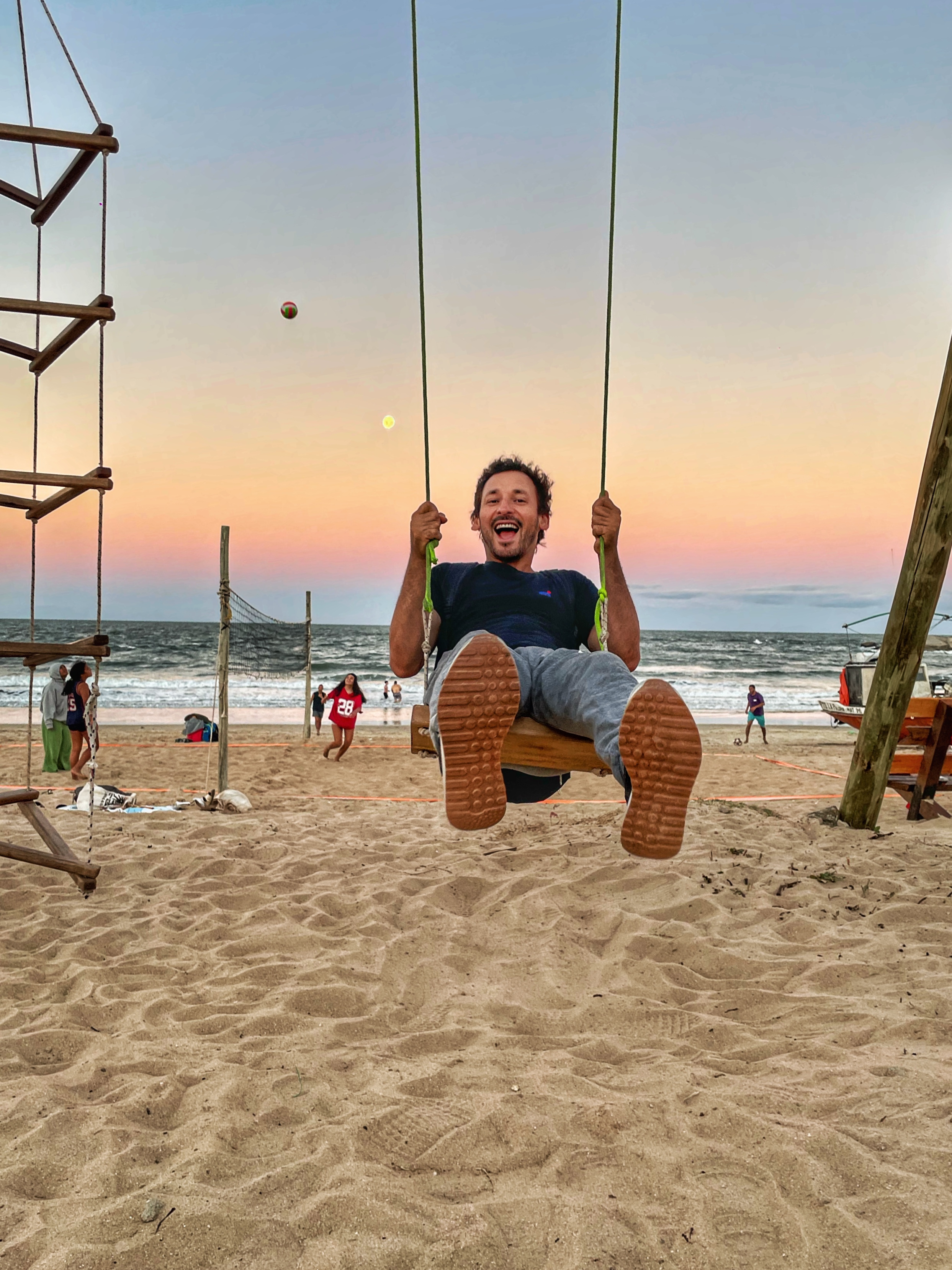 Andres T. — Affiliate / Influencer for Tech & Gadgets — photo 3