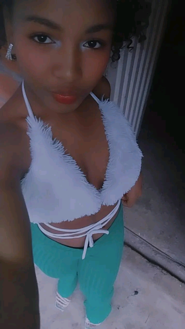 Claudia R. — ugcCreator for Beauty — photo 2