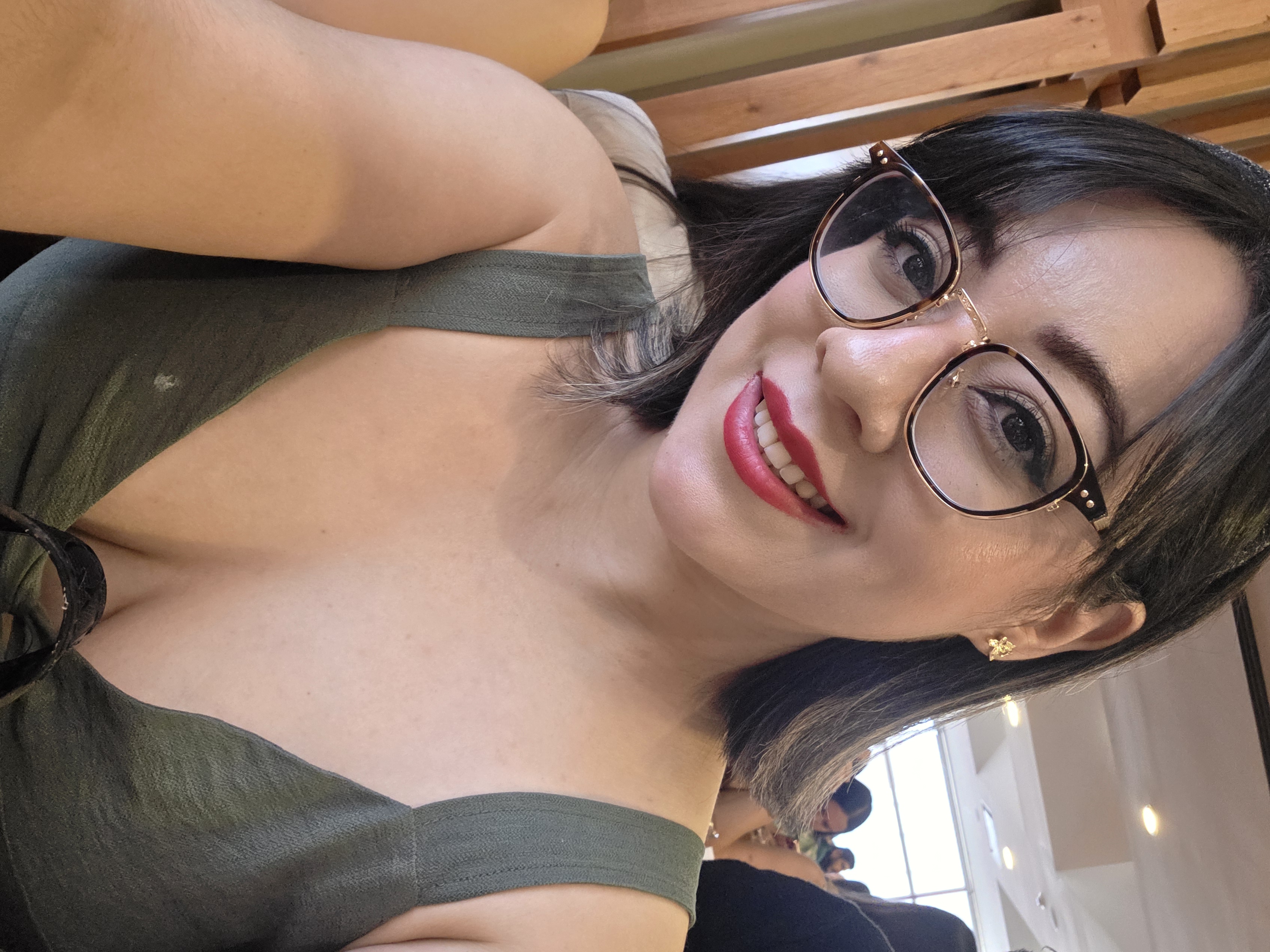 Diana M. — affiliateInfluencer for Beauty — photo 1