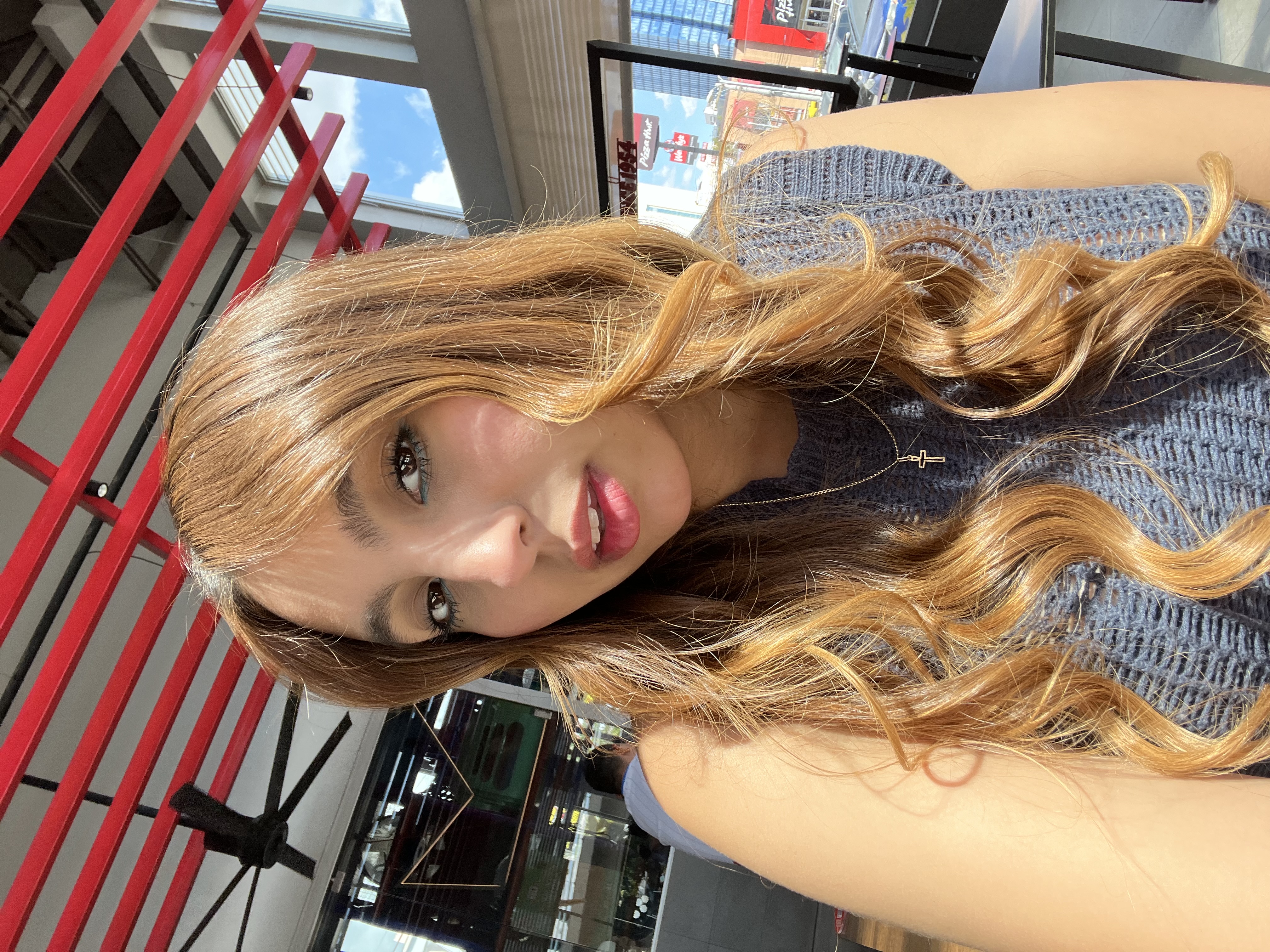 Jennifer E. — ugcCreator for Entertainment — photo 2