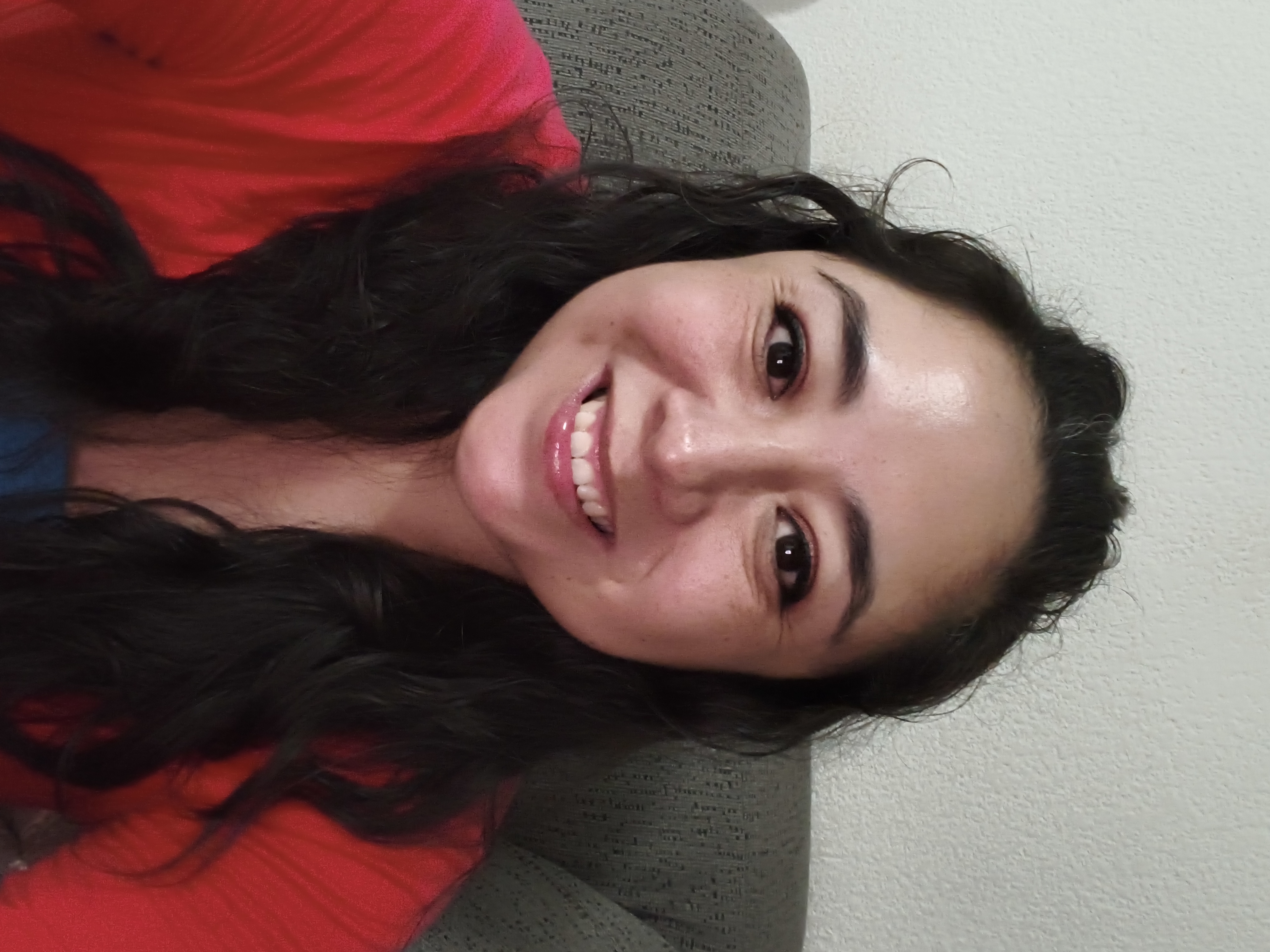 Jessica Y., Electronics & Technology creator from Mexico