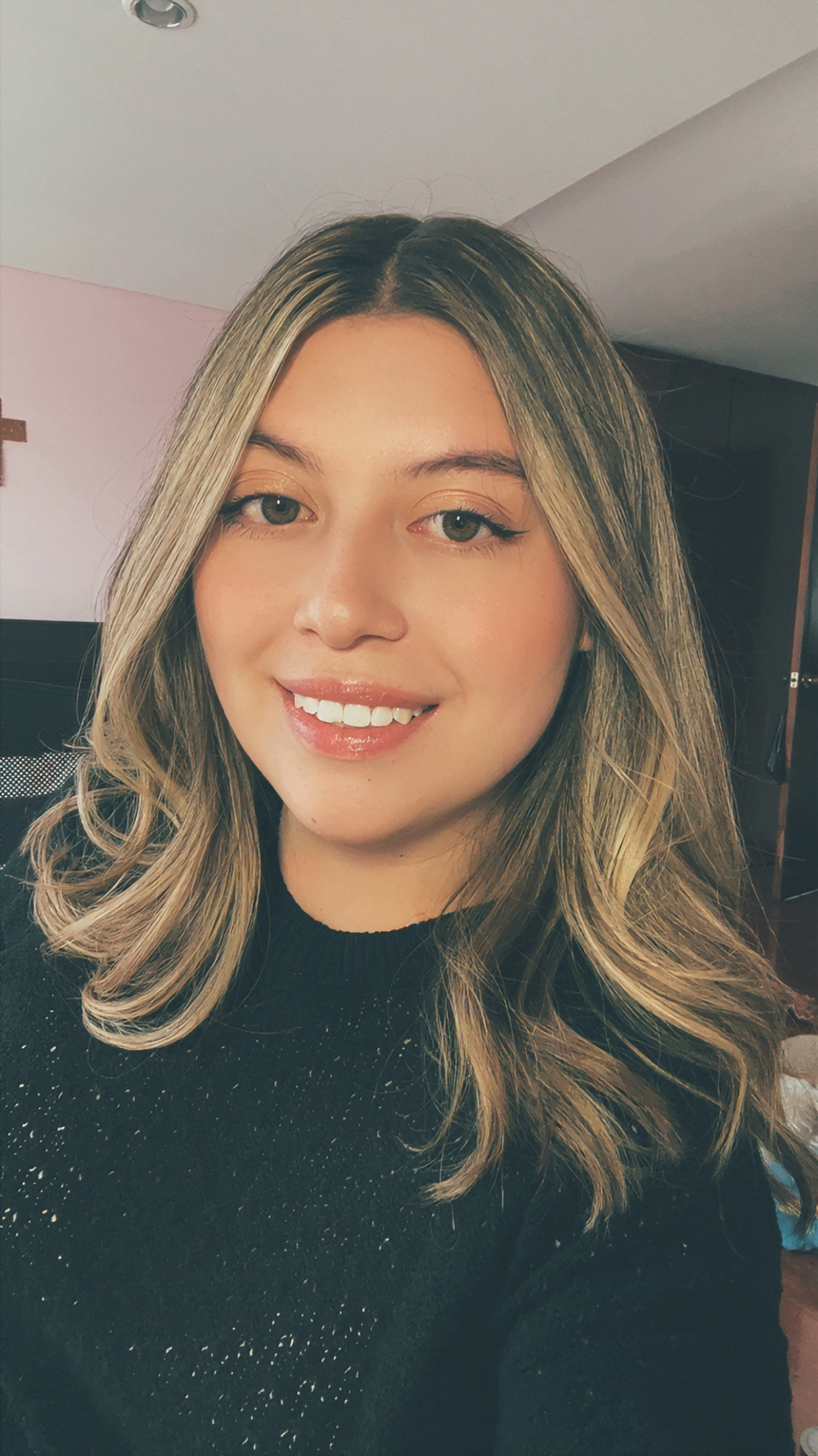 maria p. — UGC Creator in Colombia — Health & Beauty content — photo 3