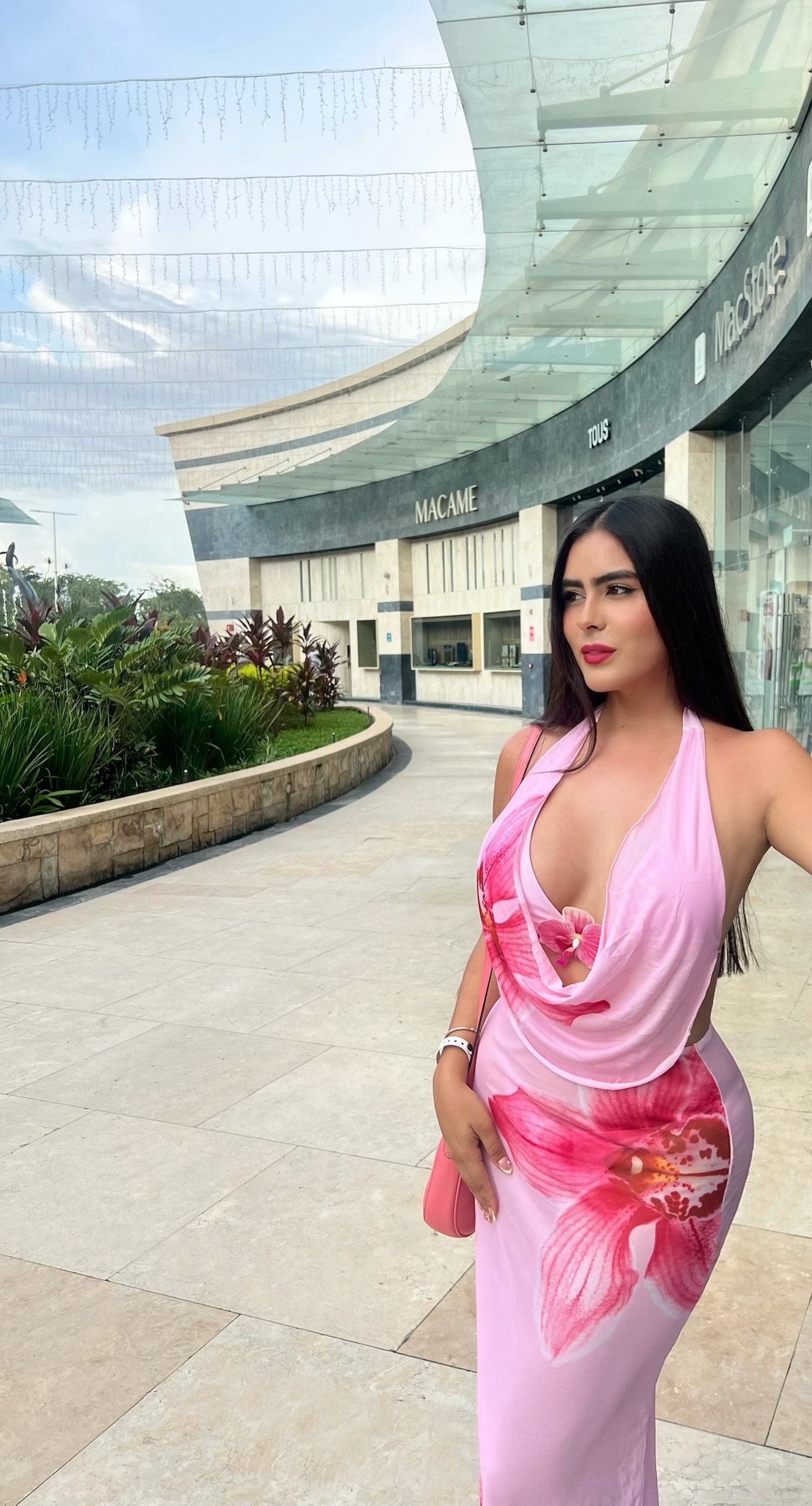 Michell L. — UGC Creator in Mexico — Beauty content — photo 2