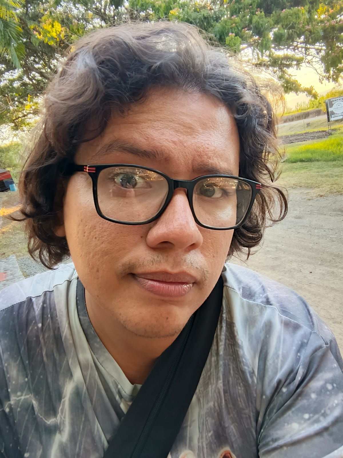 Jorge E. — ugcCreator for Tech — photo 3