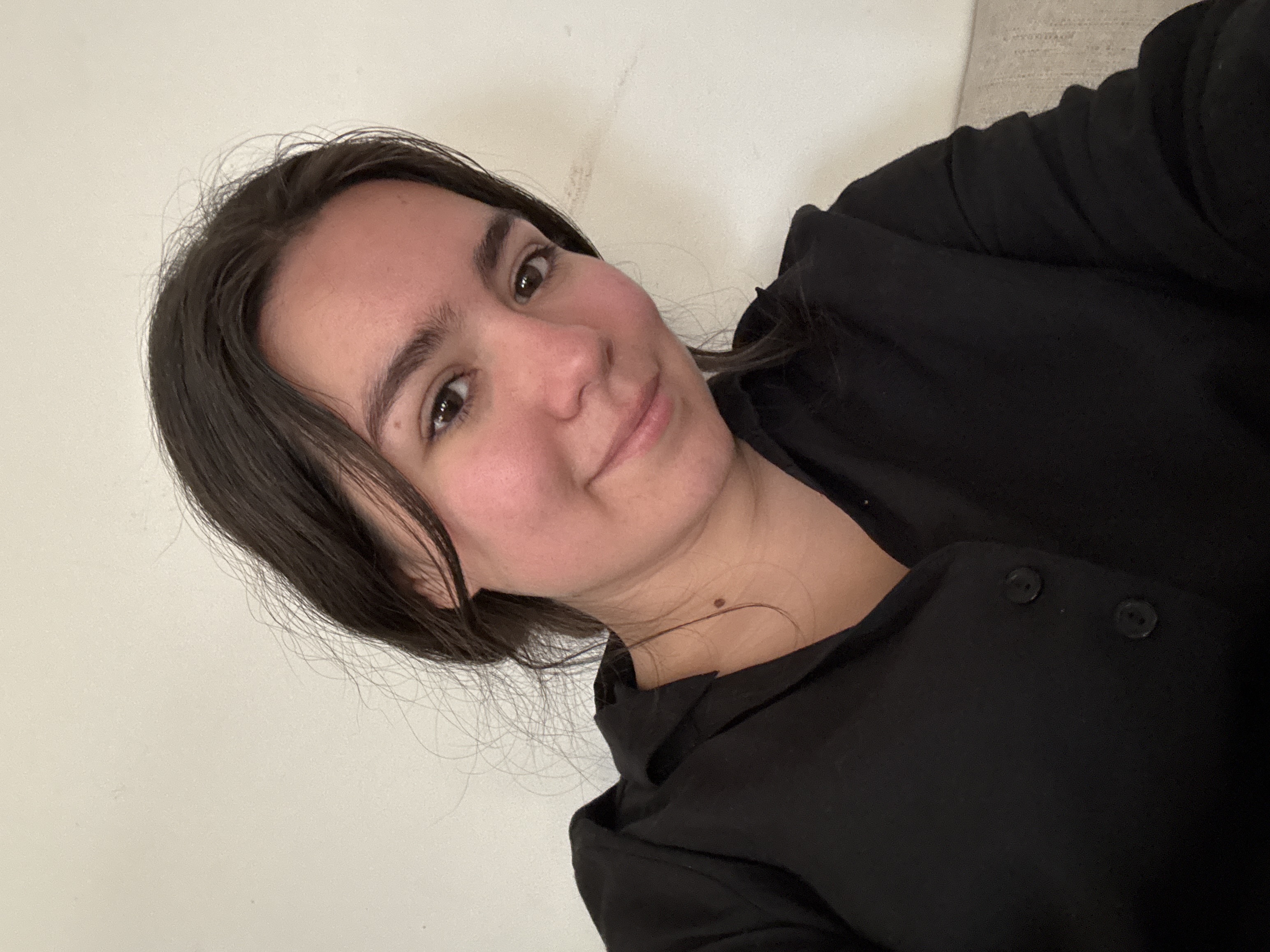 MARIA B., Health & Beauty creator from Chile