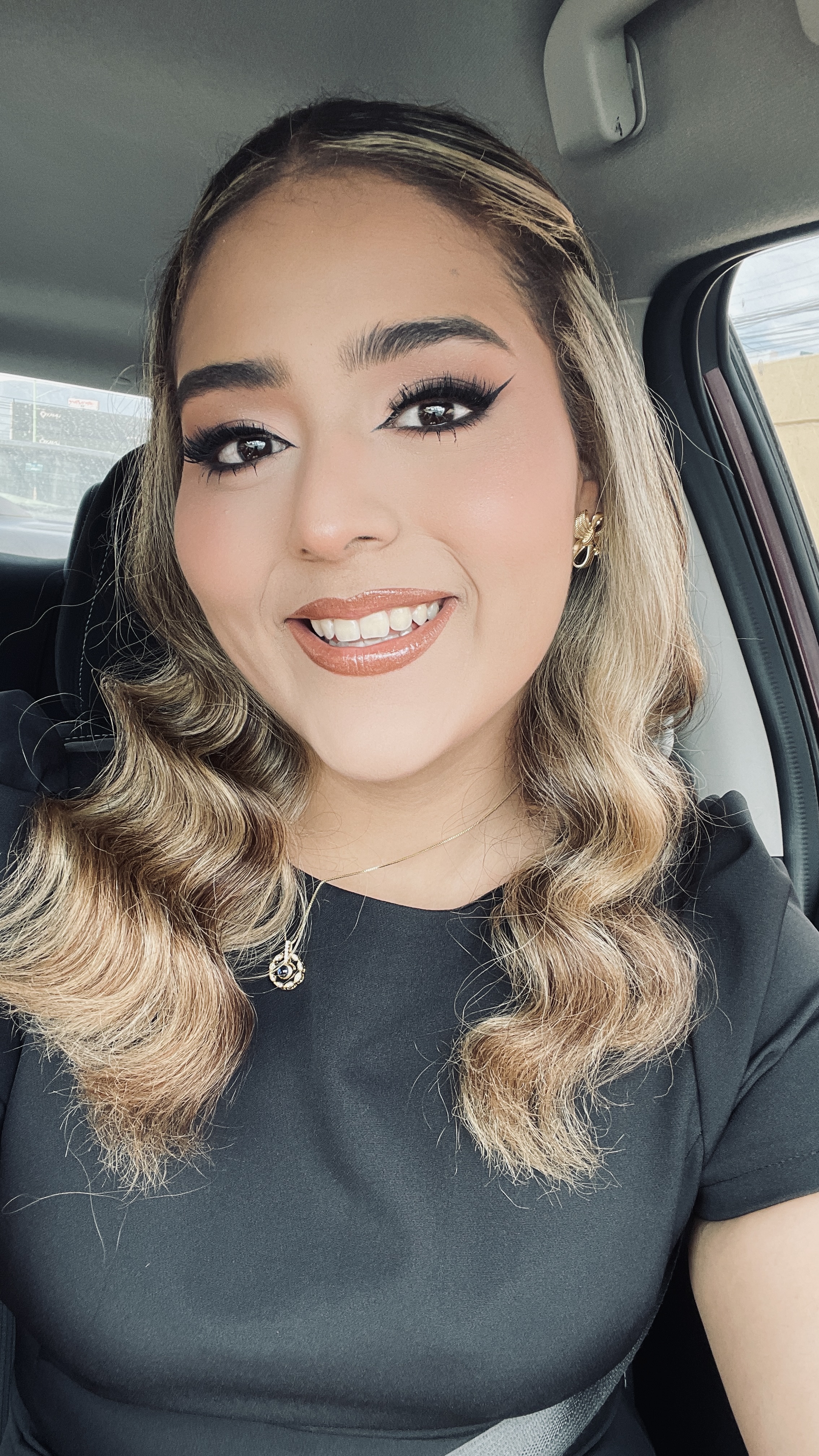 Antonieta R. — UGC Creator for Beauty — photo 3