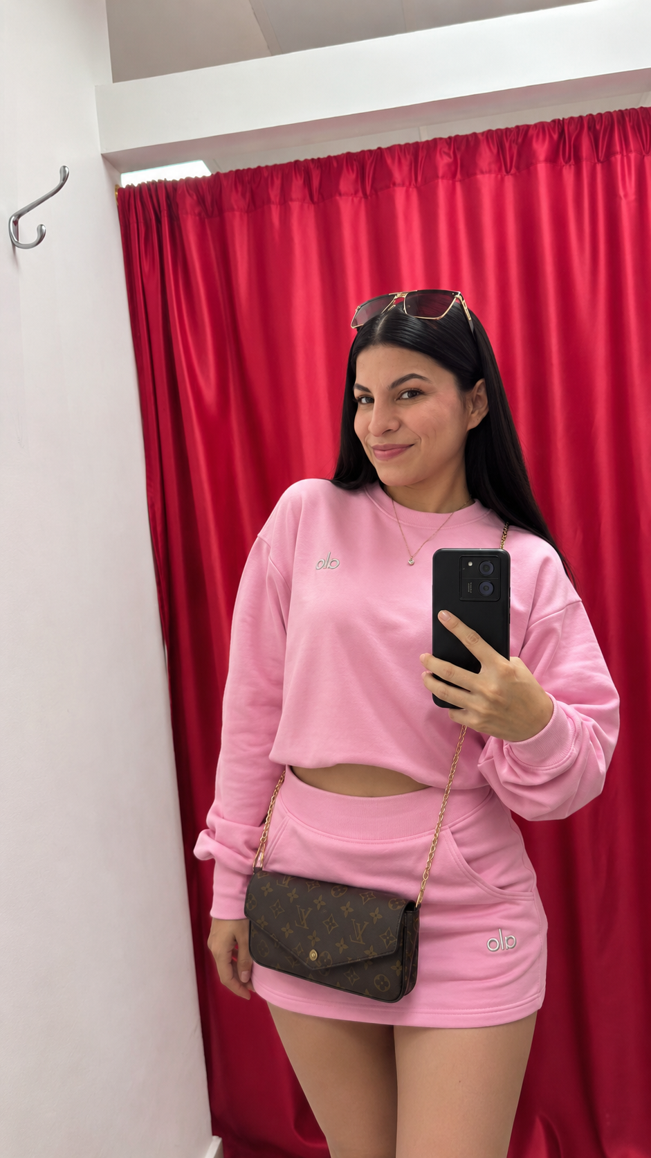 Daniela C. — UGC Creator in Ecuador — Beauty content — photo 3