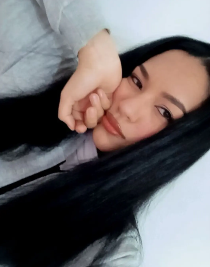 victoria m. — UGC creator profile photo