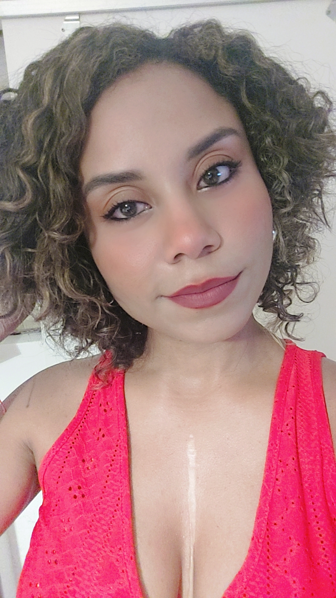 Darelyn V. — ugcCreator for Beauty — photo 2