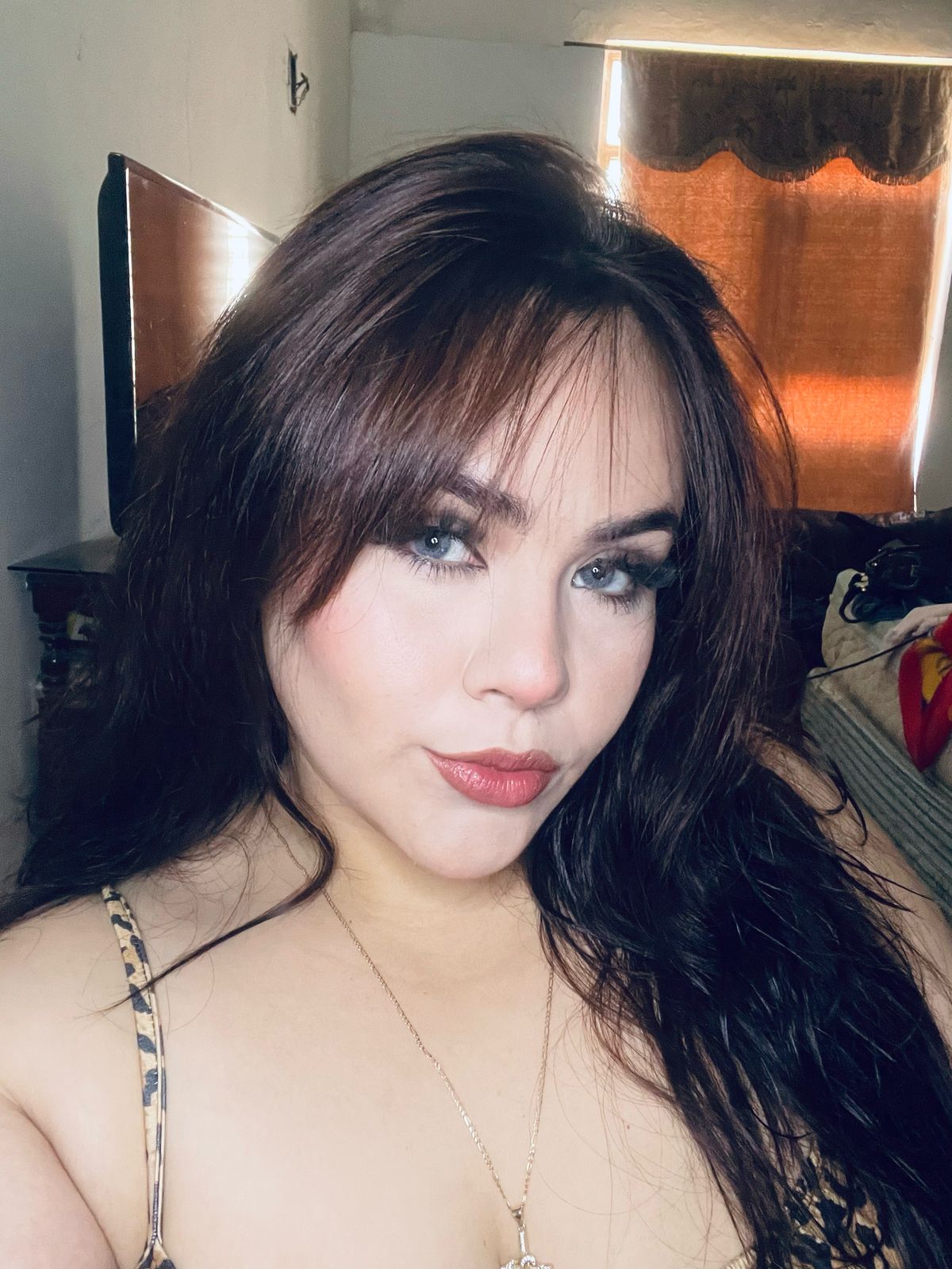 Ximena c. — ugcCreator for Beauty — photo 1