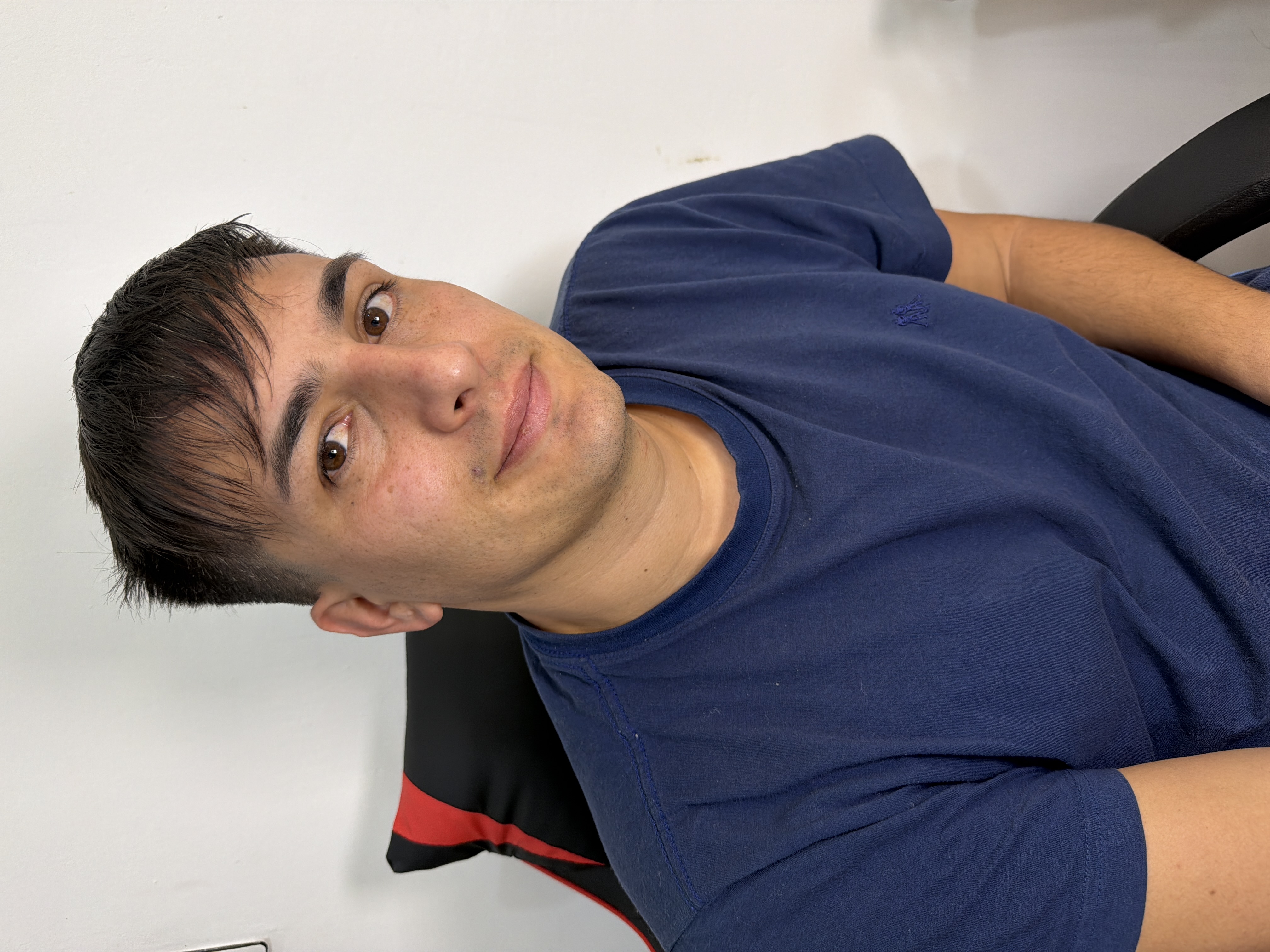 luis