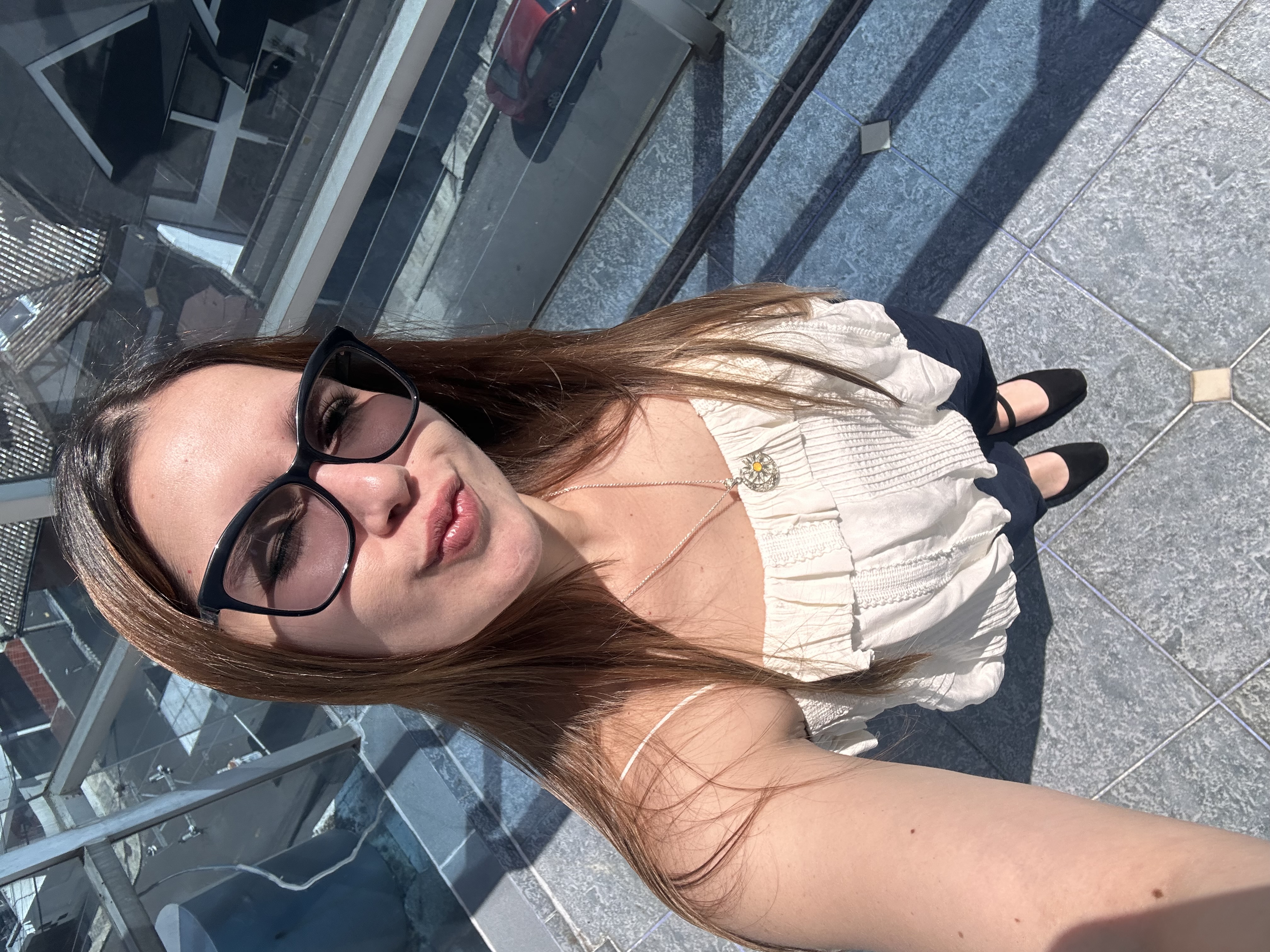 Nataly V. — UGC Creator in Ecuador — Lifestyle content — photo 1