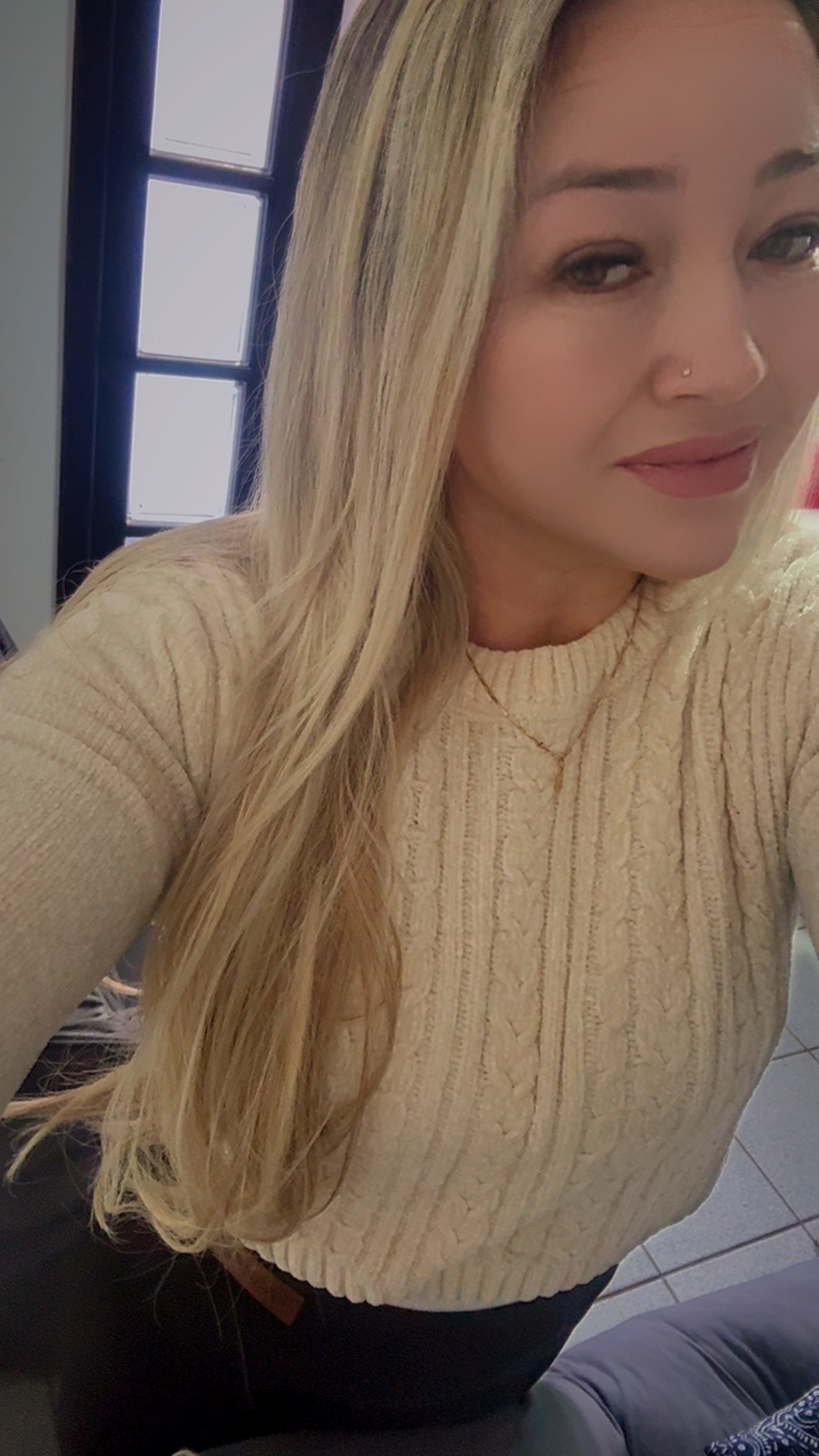 Nalva S. — UGC Creator in Brazil — Beauty content — photo 1