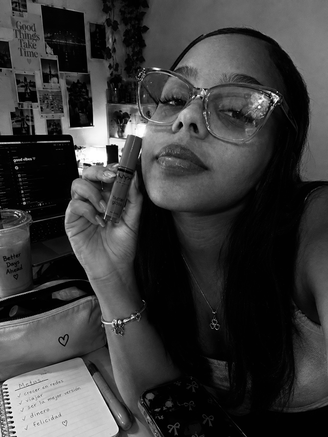 Daineisy D. — UGC Creator for Beauty — photo 1