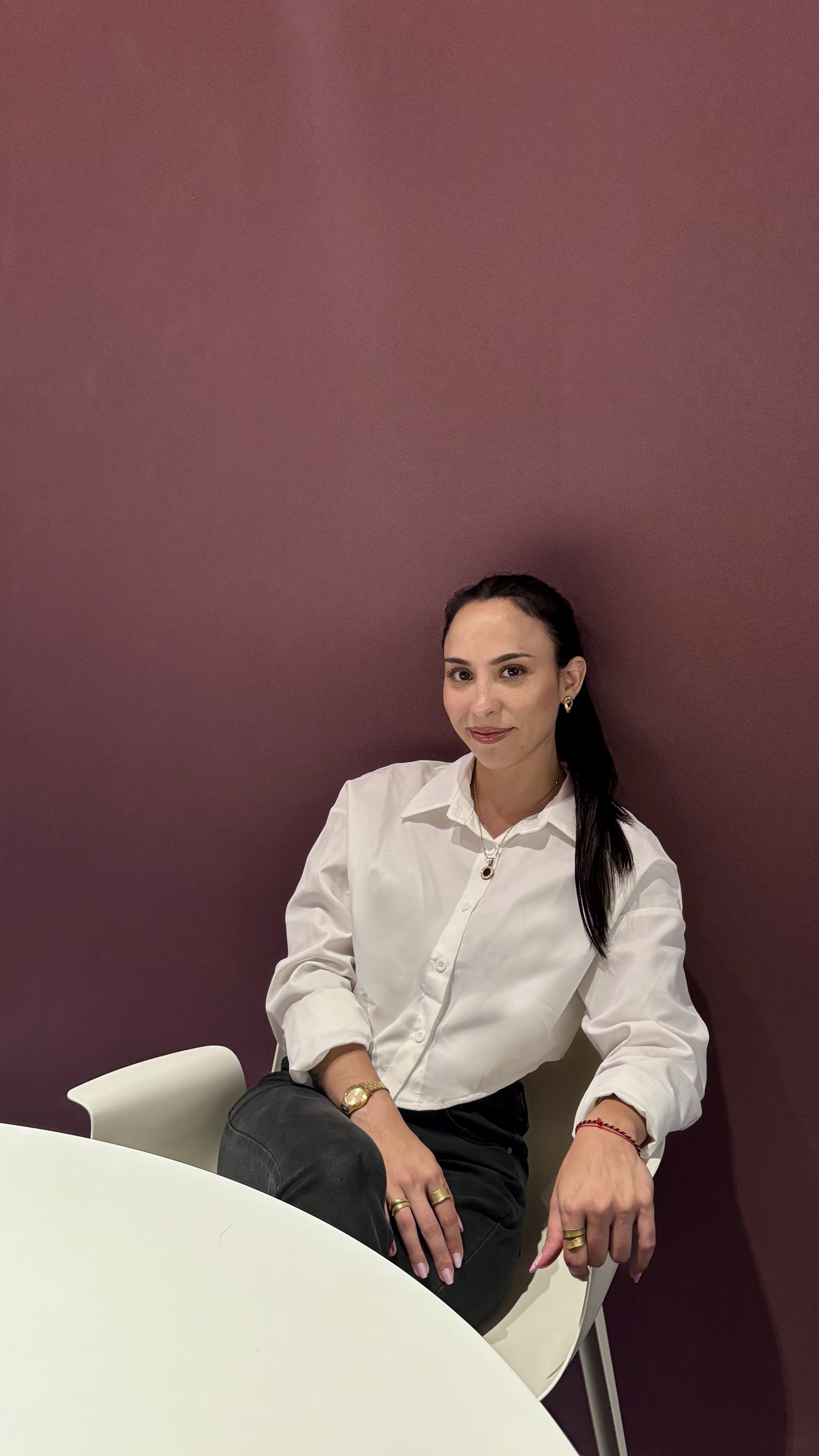 Aixa M., Beauty creator from Argentina
